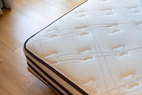 we can remove any type of mattress, including memory foam, innerspring, and latex mattresses